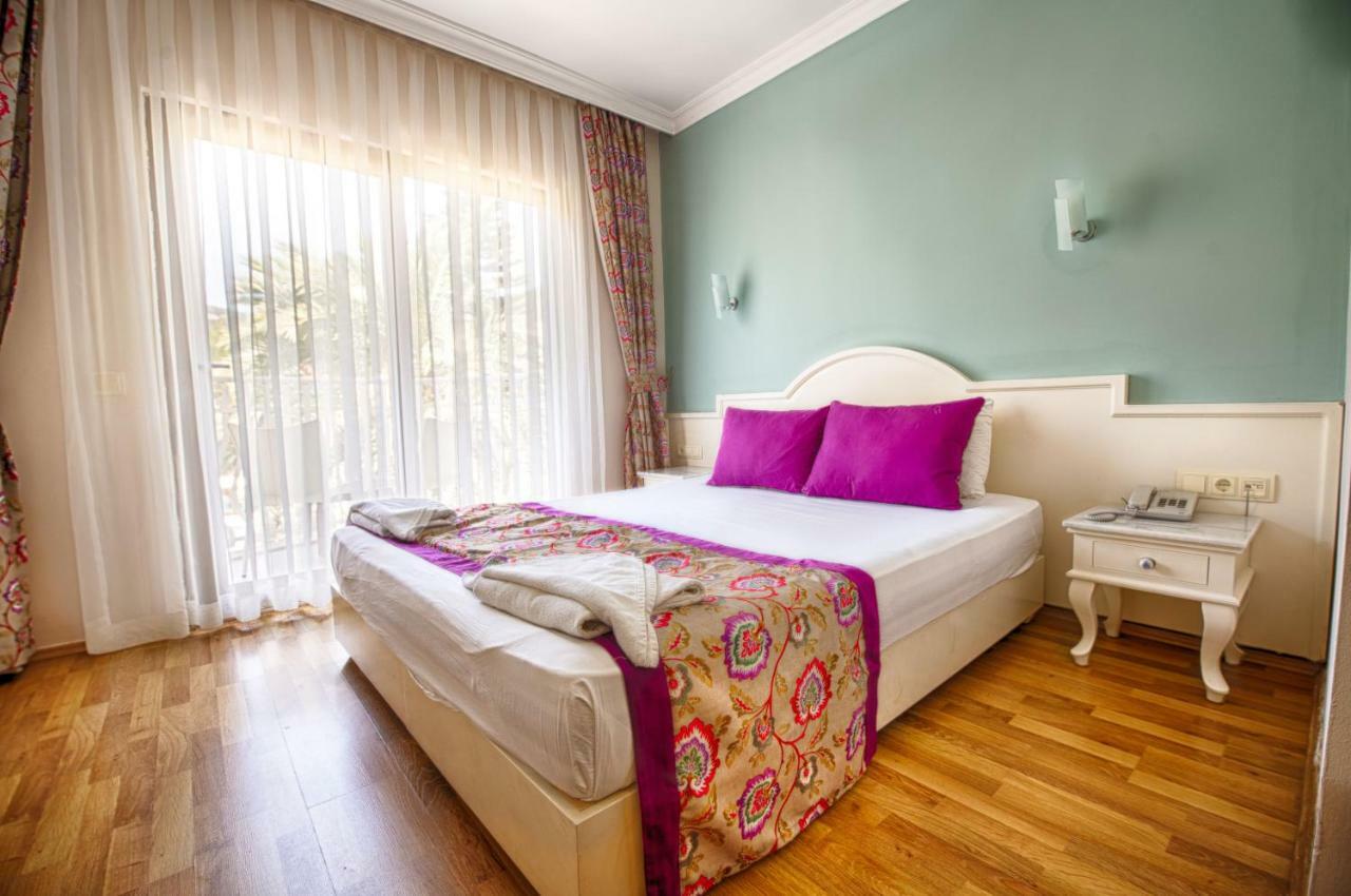S3 Hotels Orange Ölüdeniz Exterior foto